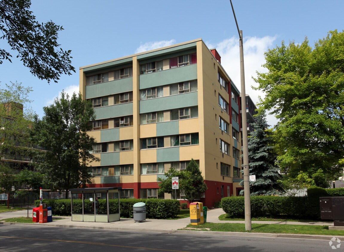 Primary Photo - Willowglen Apartments
