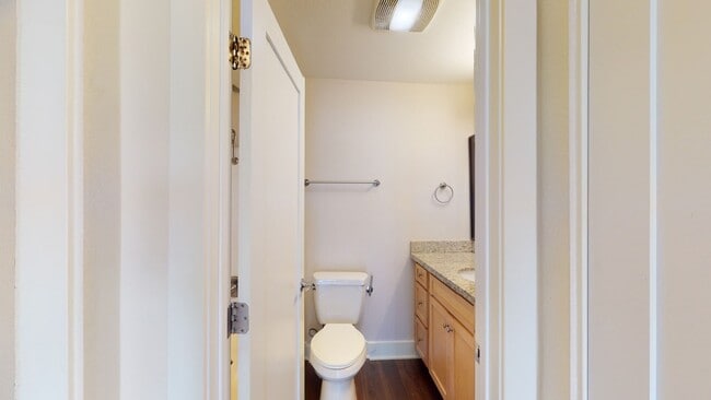 Interior Photo - 27 Seventy Five Mesa Verde