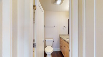 Interior Photo - 27 Seventy Five Mesa Verde