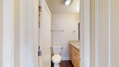 Interior Photo - 27 Seventy Five Mesa Verde