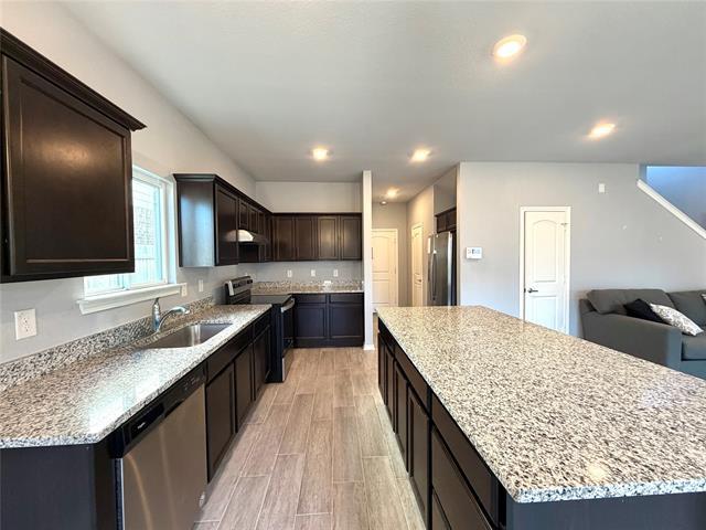 Foto del edificio - 2228 Dana Dr