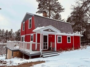 Building Photo - 72 Ridge Rd