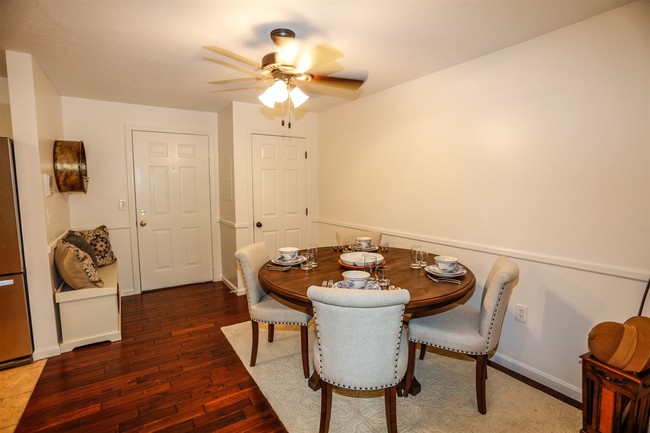 Foto del edificio - 1 Timberwood Dr