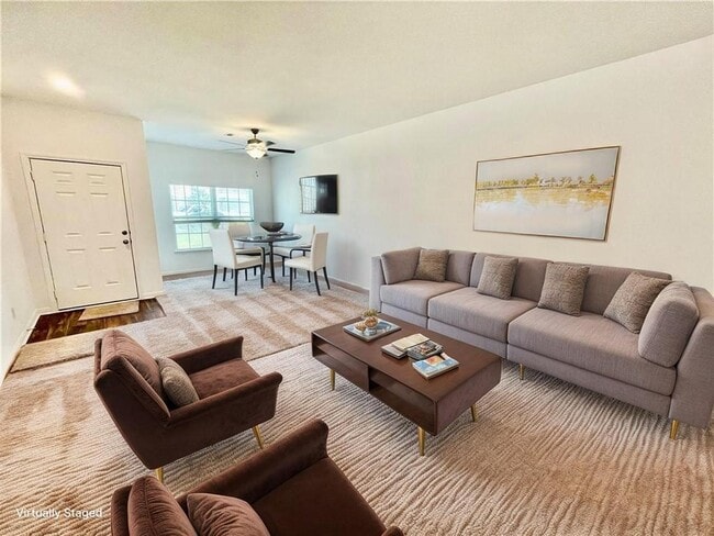 Foto del edificio - 126 Fox Glen Trl