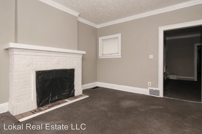 Building Photo - 3367 E 140th St