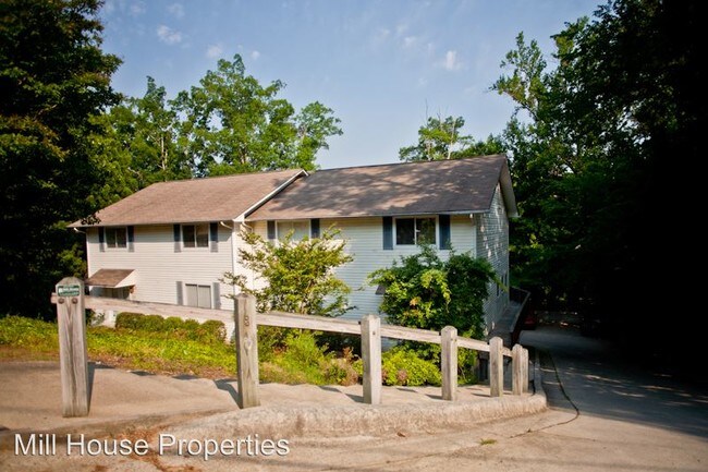 Building Photo - 6 br, 3 bath House - 220 Greene Street