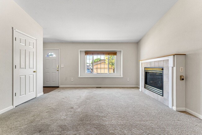 Photo - Sunrise Circle House