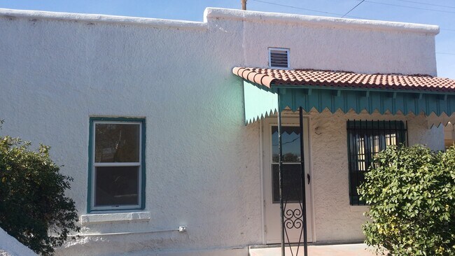 Building Photo - Home for Rent