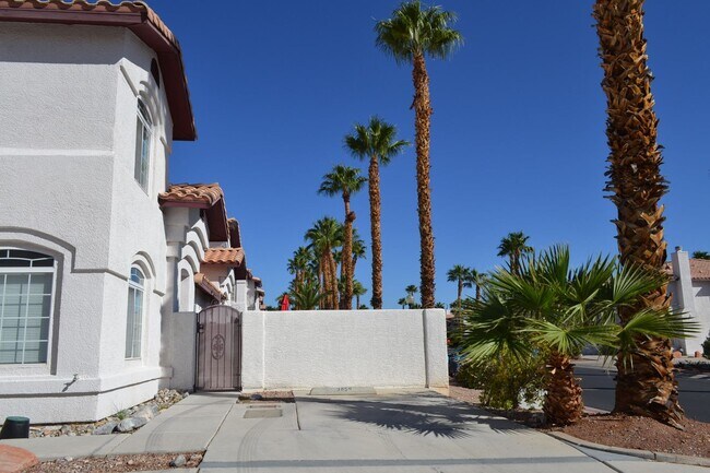 Foto del edificio - SW - ROOMY 3 BEDROOM 2.5 BATH TOWNHOME - 8...