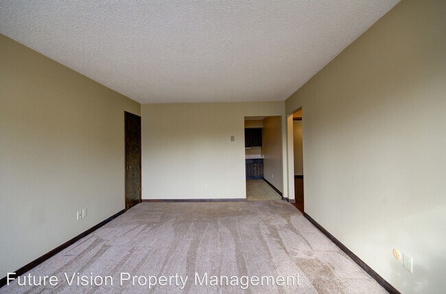 Building Photo - 214 S Midland Ave