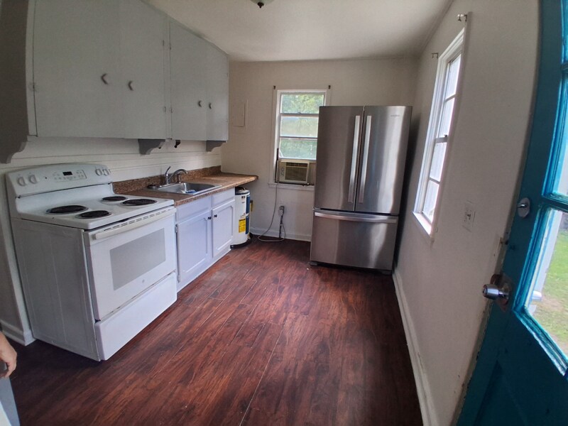 Building Photo - 7369 Shindler Dr