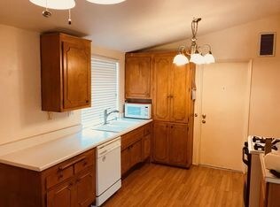 Foto del edificio - 18619 Delight St