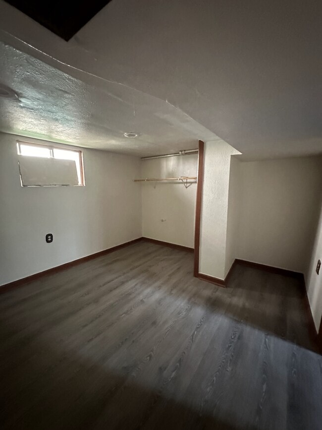 Flex room in basement - 1036 Blaine Ave