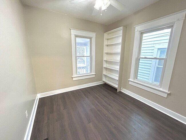 Building Photo - Live at Livingston: New Year, New Home