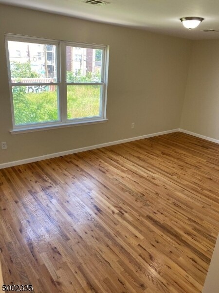Foto principal - 321 Lake St