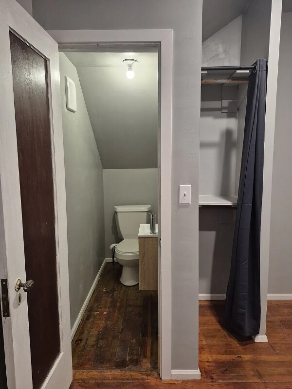 Building Photo - 2916 Hoyt Ave