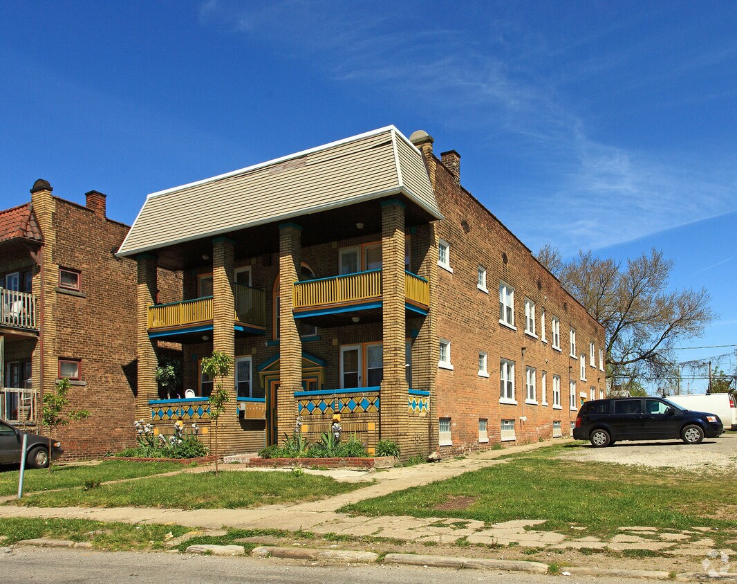 Primary Photo - 12911 Brackland Ave