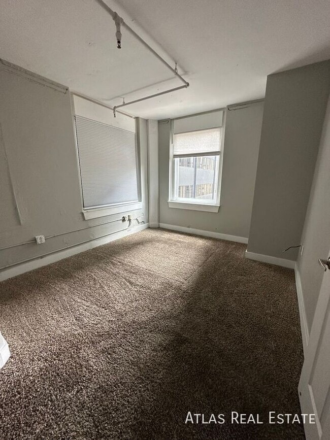 Building Photo - 444 17th St