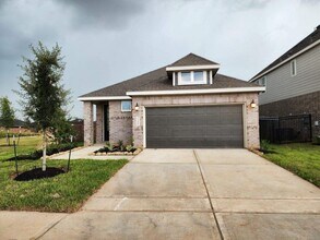 Building Photo - 27407 Sunterra Village Dr