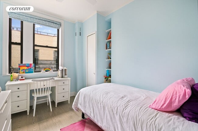 Foto del edificio - 528 W 111th St