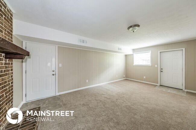 Foto del edificio - 305 St John Rd NW