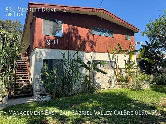 Building Photo - 831 Merrett Dr