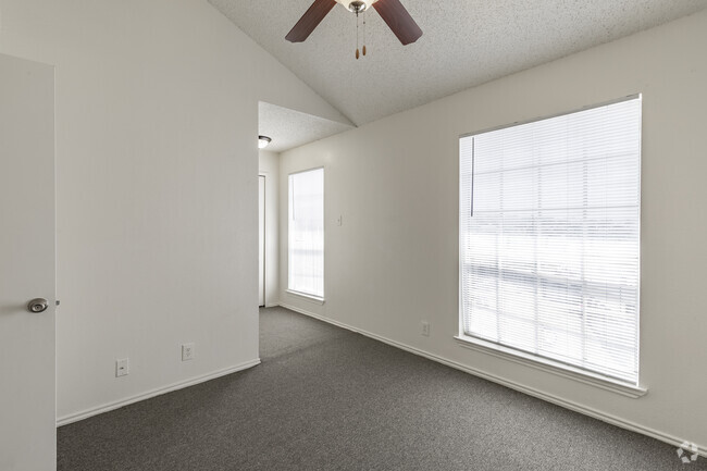 Foto del interior - Broken Oak Townhomes