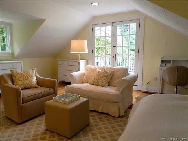 Foto del edificio - 18 Hillandale Rd