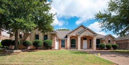 Building Photo - 608 Vanilla Ct