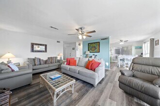 Building Photo - 14752 Alabama 180-SI ID1314275P