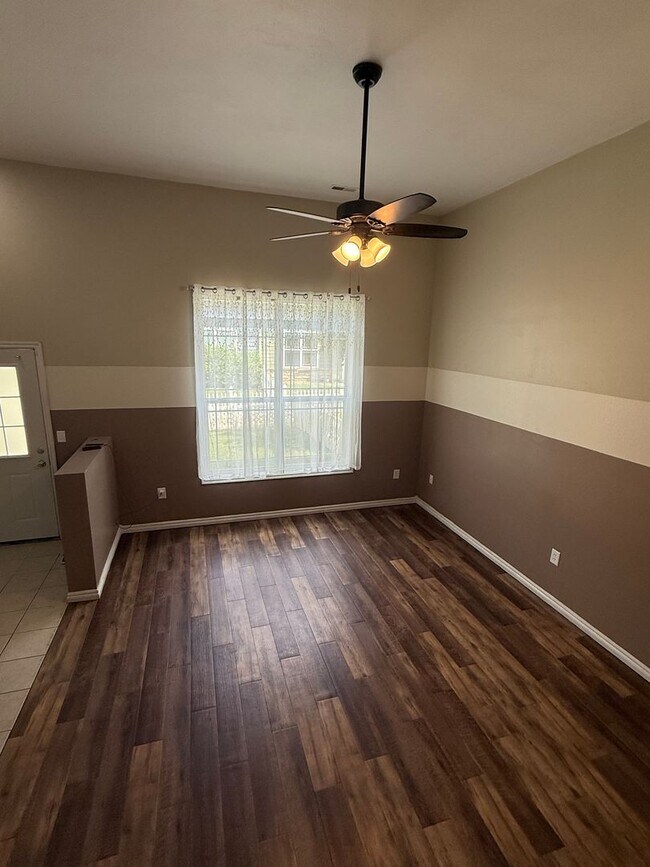Building Photo - Charming 4-Bed, 2.5-Bath Home with Stylish...