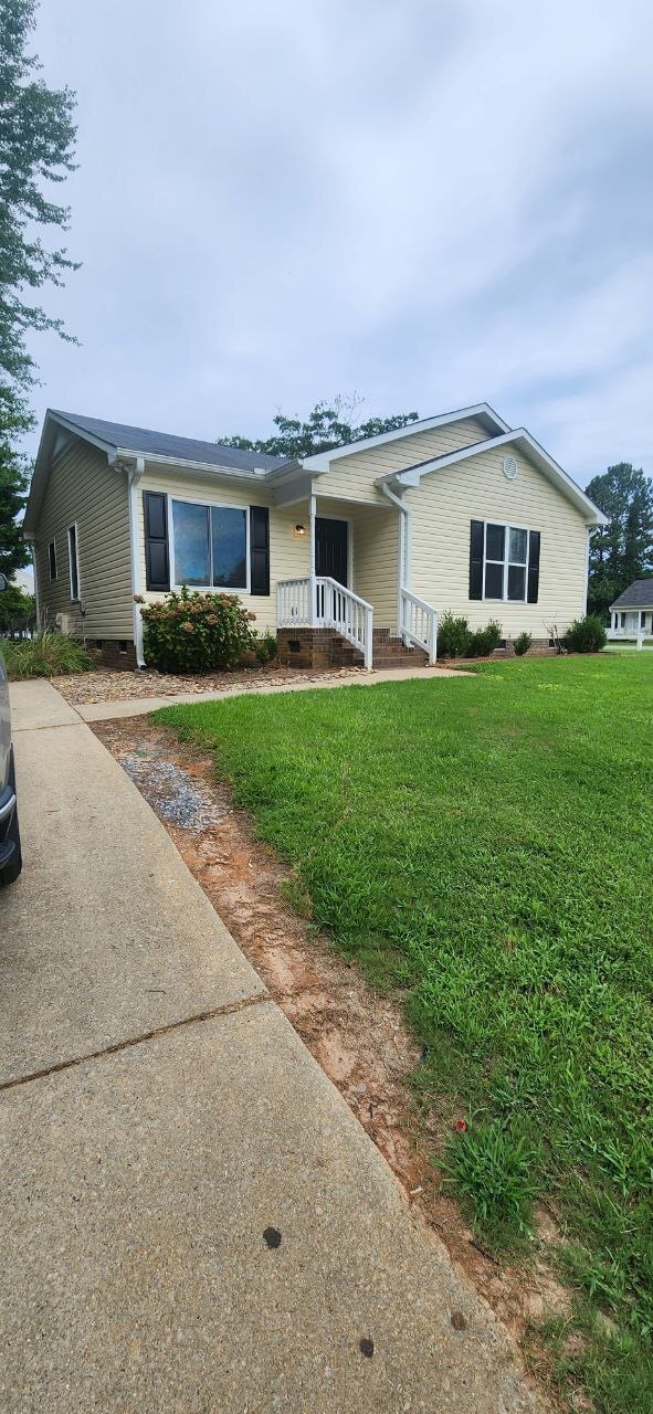 Building Photo - 125 Grange Dr