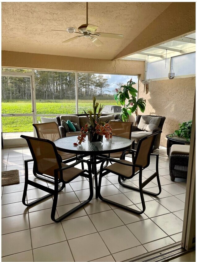 Building Photo - 604 Sabal Palm Ln