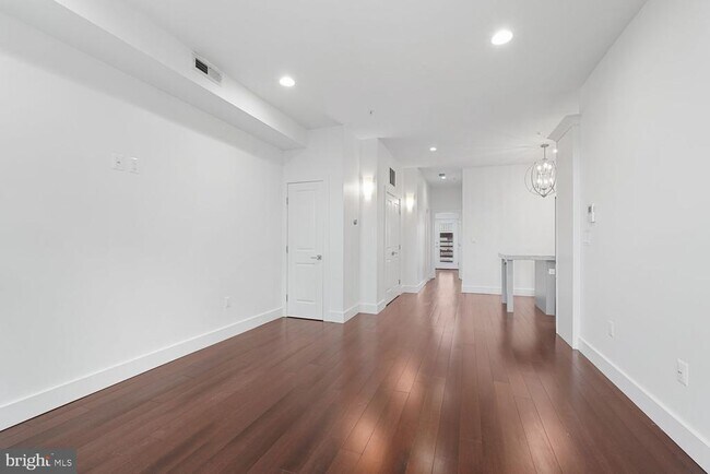 Foto del edificio - 3511 14th St NW