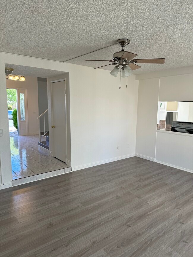 Foto del edificio - 37413 Norwich Dr