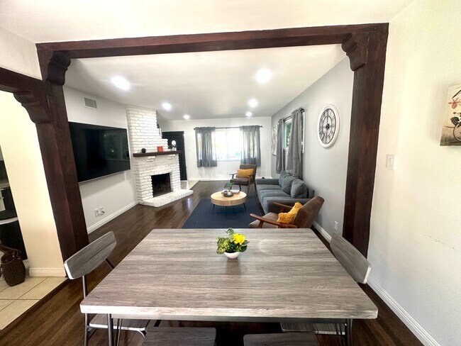 Foto del edificio - 15732 Covello St