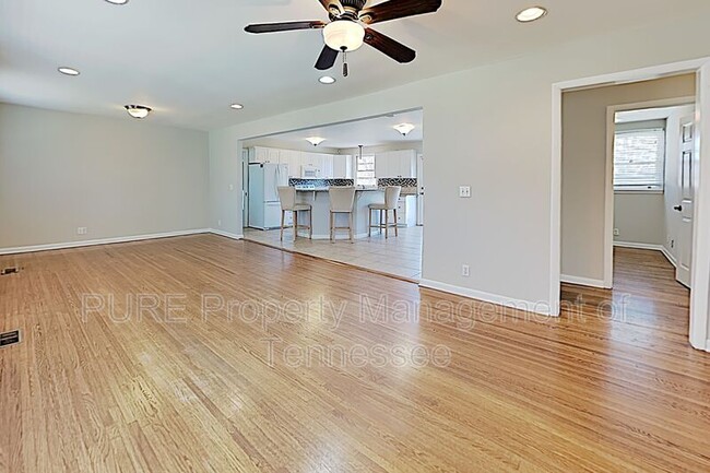 Building Photo - 541 Northcrest Dr