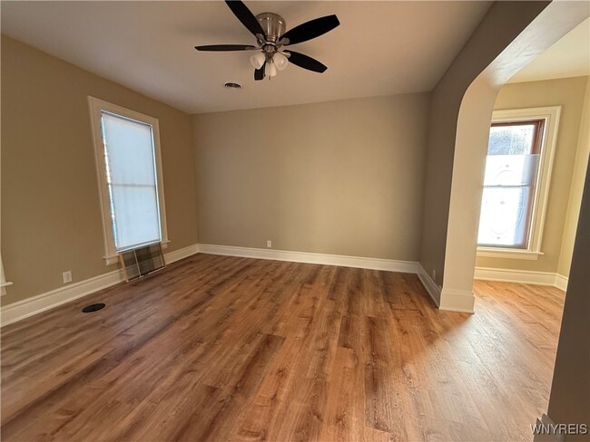 Foto del edificio - 336 Germania St