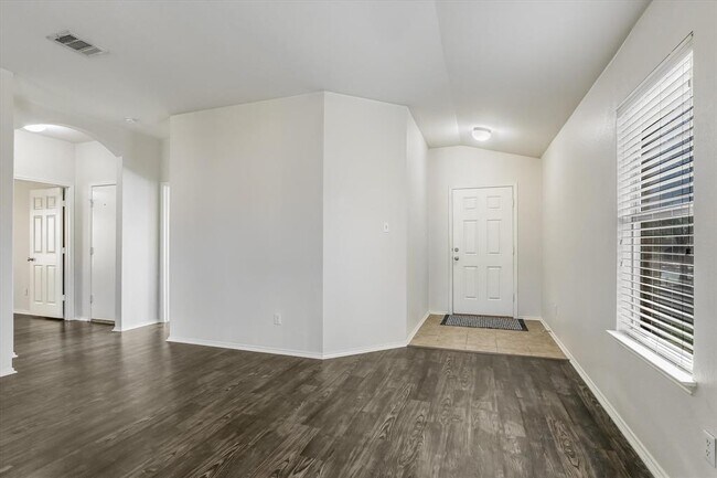 Foto del edificio - 116 Mallard Ln