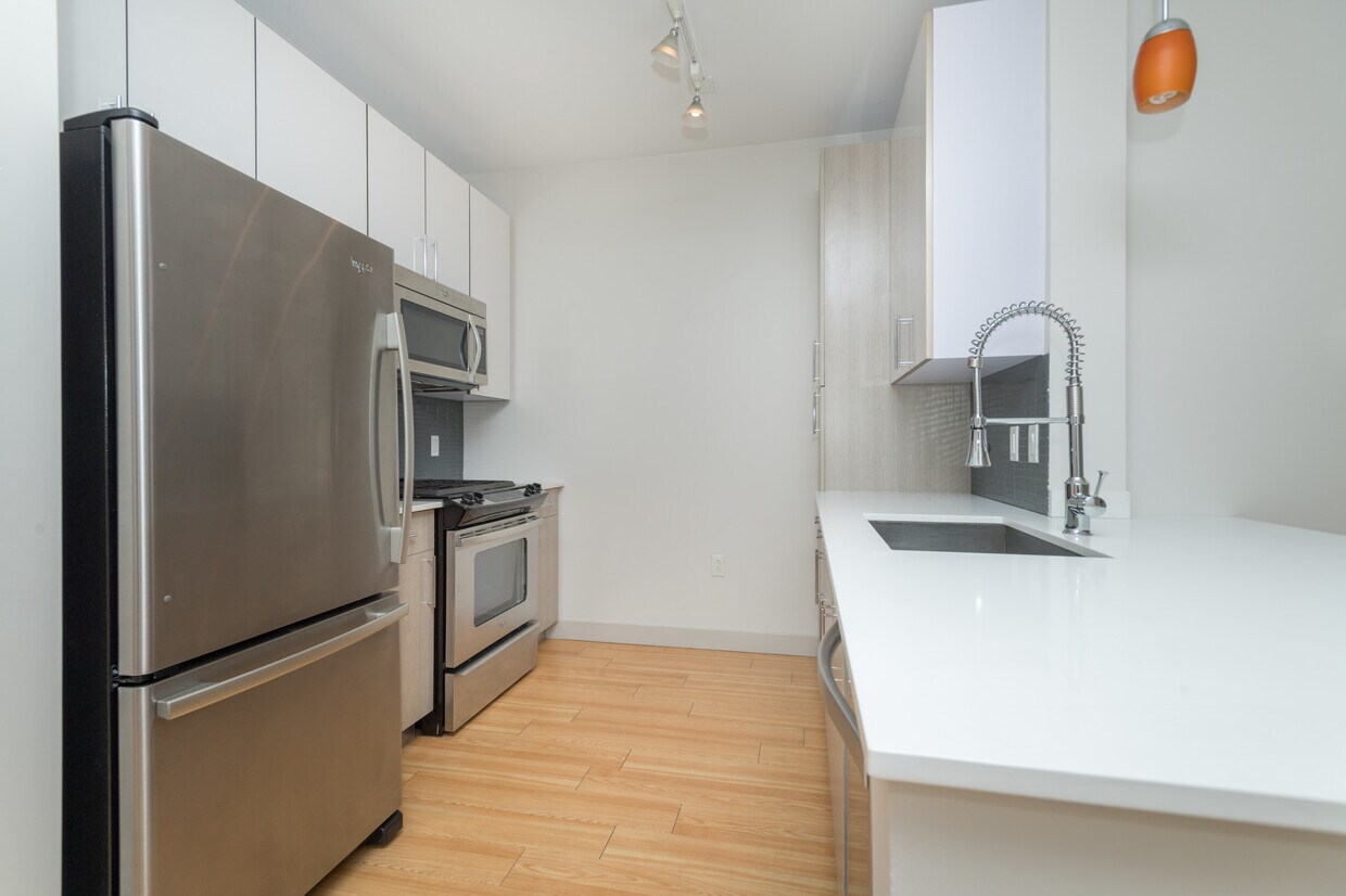 400 D St Unit 456, Boston, MA 02210 Condo for Rent in Boston, MA