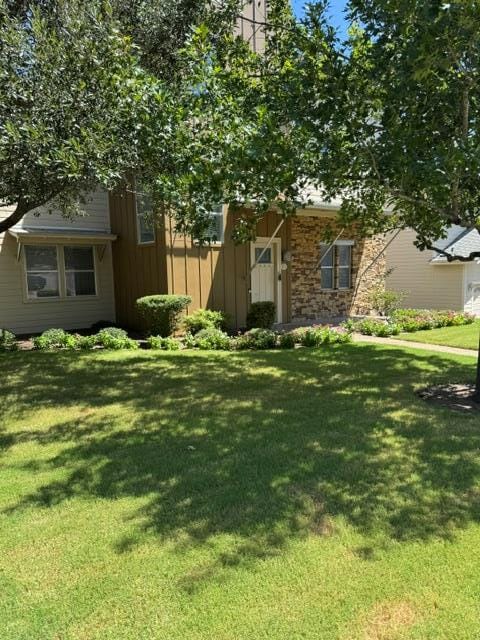 Building Photo - 8500 Red Willow Dr