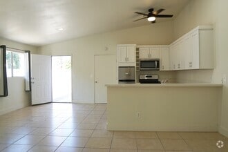 Building Photo - 31712 Avenida El Pueblo