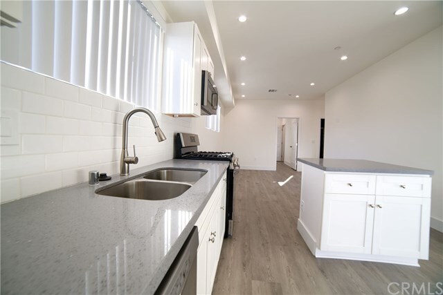 Building Photo - 4559 Pickford St