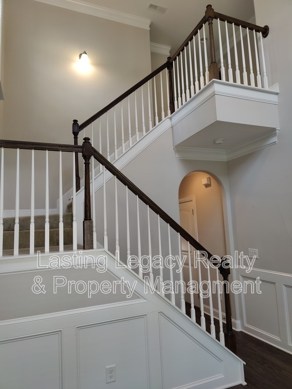 Building Photo - 851 Silver Leaf Dr