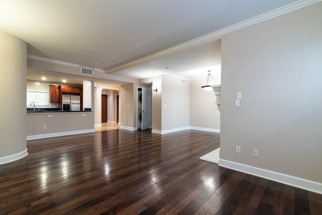 Building Photo - Amazing Lower Level 3-Bedroom 2.5 Bathroom Sprinkled With Flavor In West Los Angeles