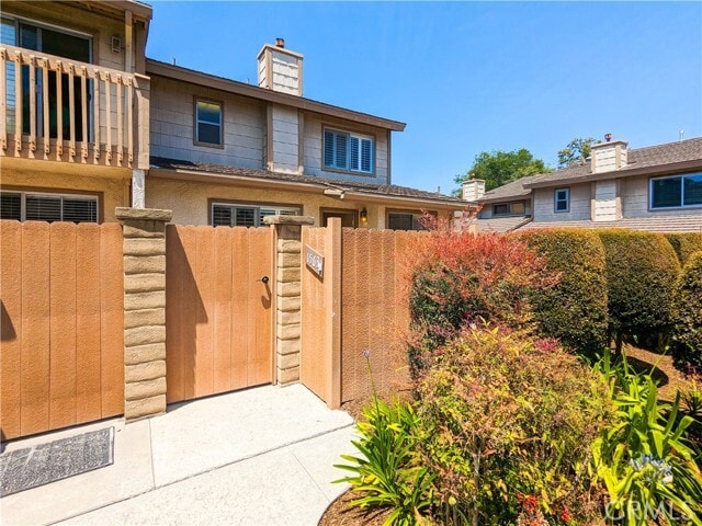 Building Photo - 1563 Avenida Selva