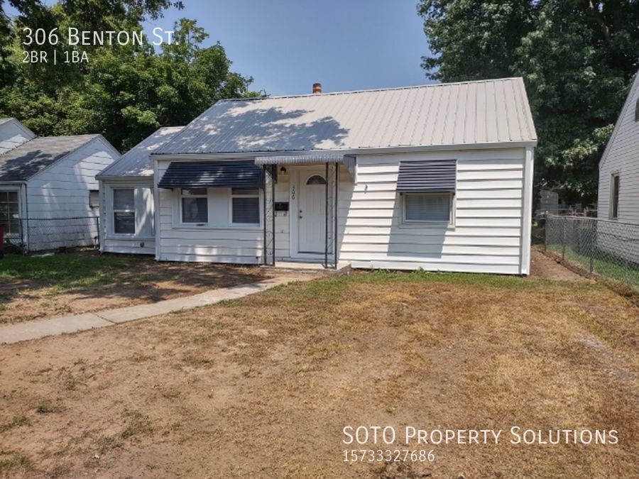 Primary Photo - 2BD/1BA Spacious, Completely Renovated, Pe...
