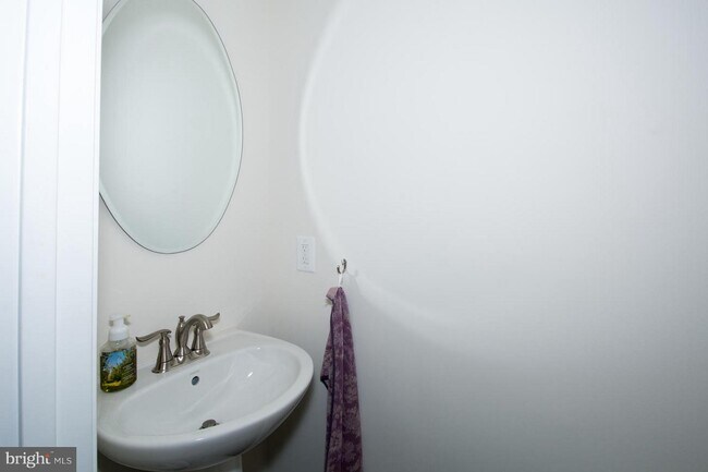 Foto del edificio - 2739 Prospect Hill Dr