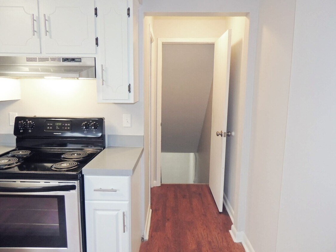 Foto principal - 26397 Brush Ave