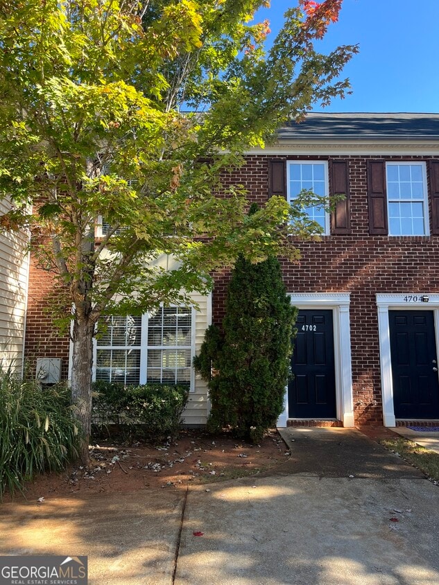 Foto principal - 4702 St James Way